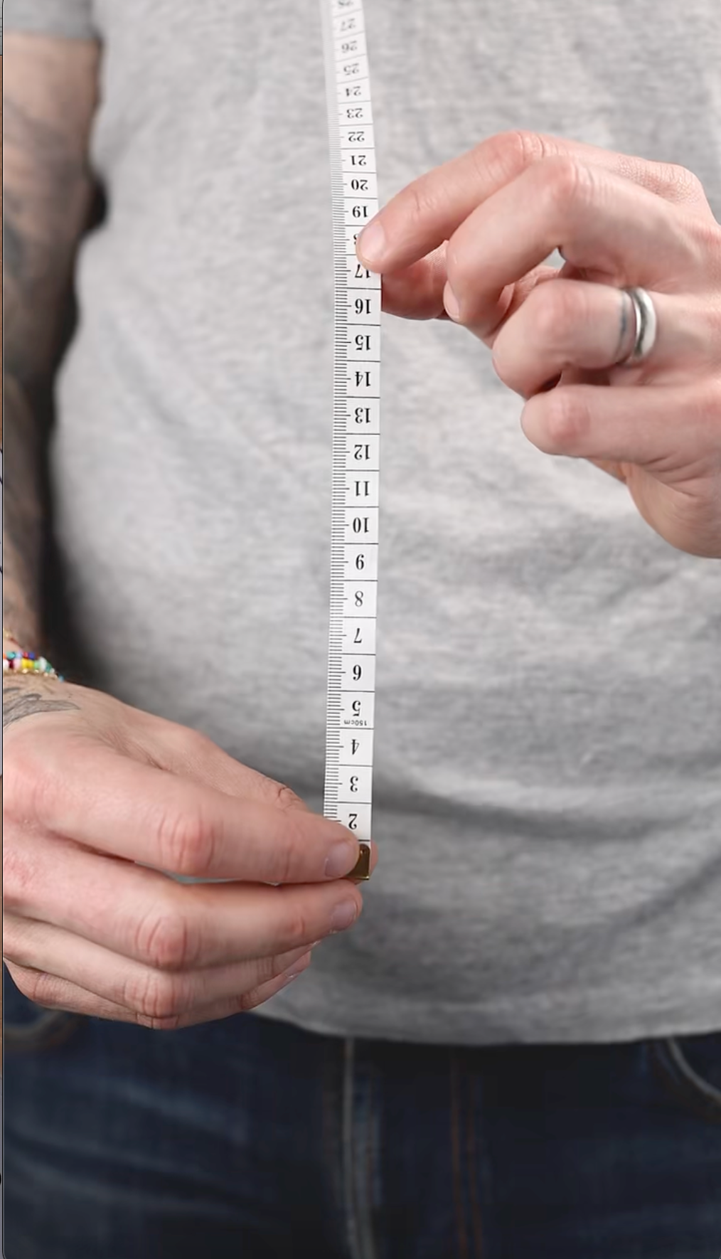 video of the dial artist Chris Alexander measuring his wrist for wristcandy